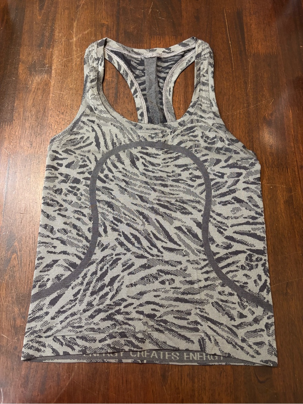 Lululemon Swiftly Tech Racerback Tank 2.0 in race length Primal Clash